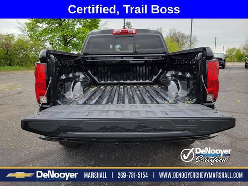Used 2024 Chevrolet Colorado Trail Boss w/ Advanced Trailering Package AWD/4WD image 23