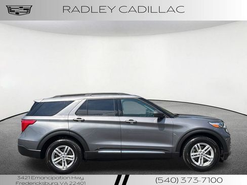 Used 2021 Ford Explorer XLT AWD/4WD image 20