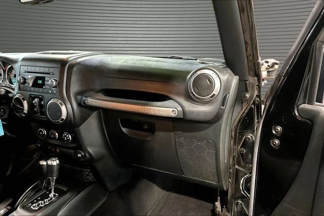 Used 2017 Jeep Wrangler Unlimited Sport w/ Quick Order Package 24S AWD/4WD image 23