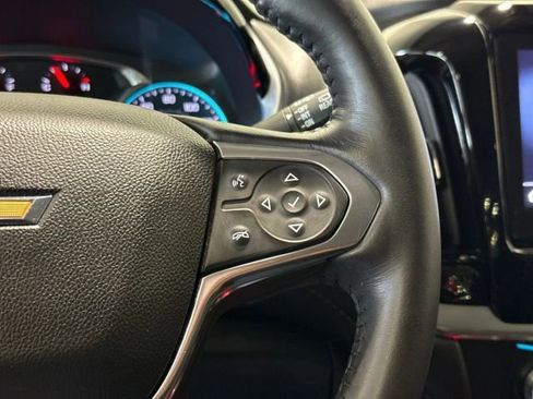 Used 2020 Chevrolet Traverse LT image 17