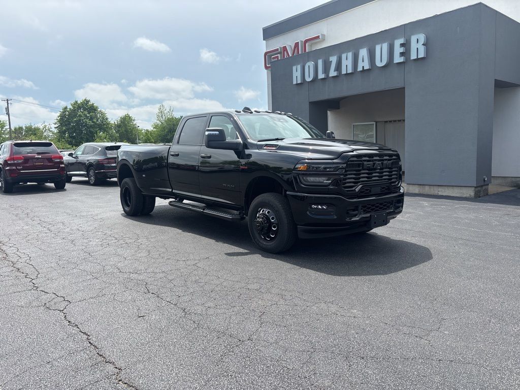 New 2026 RAM 3500 Big Horn AWD/4WD image 2