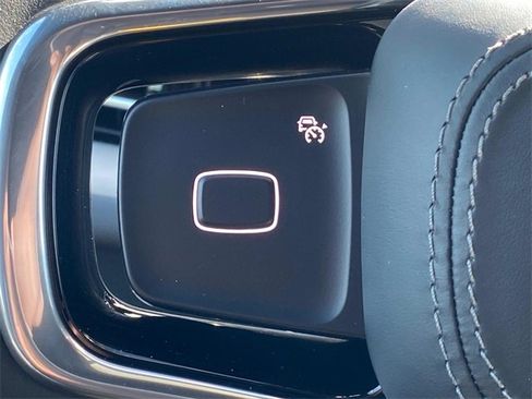 New 2026 Lincoln Navigator Reserve w/ Jet Appearance Package image 16