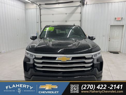Used 2025 Chevrolet Silverado 1500 High Country image 7