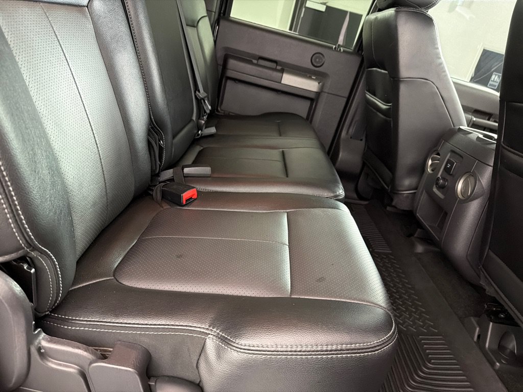 Used 2016 Ford F250 Lariat w/ Lariat Ultimate Package AWD/4WD image 20