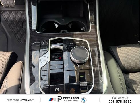 New 2026 BMW X5 xDrive50e w/ M Sport Package AWD/4WD image 22