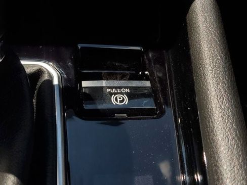 New 2025 Jeep Compass Limited w/ Sun & Sound Group image 31