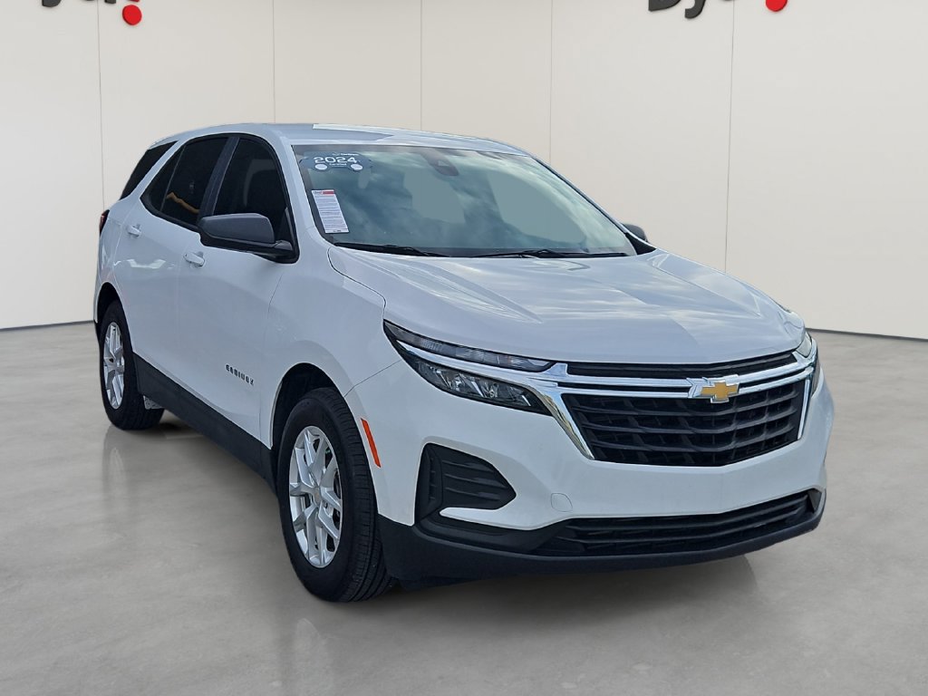 Certified 2024 Chevrolet Equinox LS w/ LS Convenience Package FWD image 7