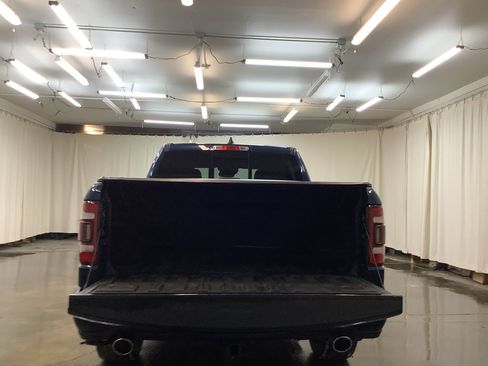 Used 2022 RAM 1500 Limited w/ Body-Colour Bumper Group image 8