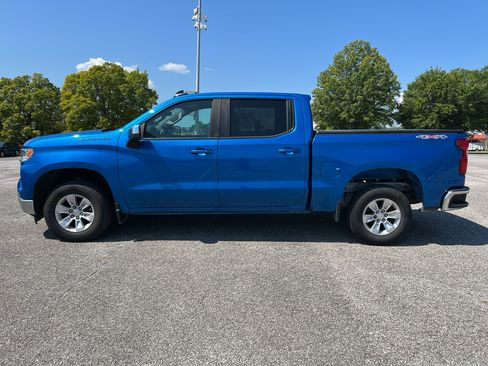 Used 2022 Chevrolet Silverado 1500 LT AWD/4WD image 8