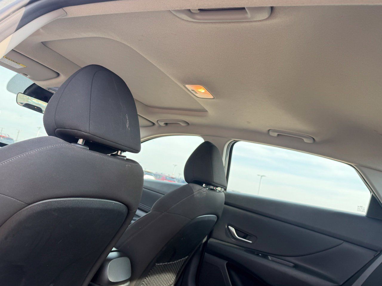 Used 2025 Hyundai Elantra SEL FWD image 23