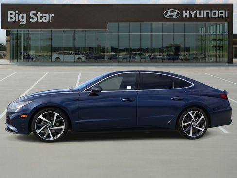 Used 2022 Hyundai Sonata SEL Plus image 2