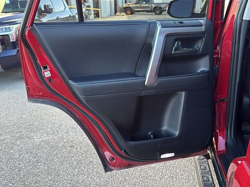 Used 2023 Toyota 4Runner SR5 Premium image 14