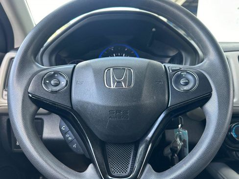 Certified 2022 Honda HR-V LX image 21