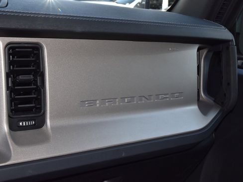 Certified 2025 Ford Bronco Outer Banks image 36