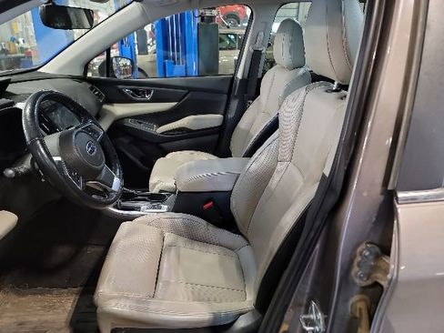 Used 2021 Subaru Ascent Limited w/ Technology Package AWD/4WD image 17