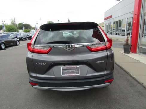 Used 2018 Honda CR-V LX image 6