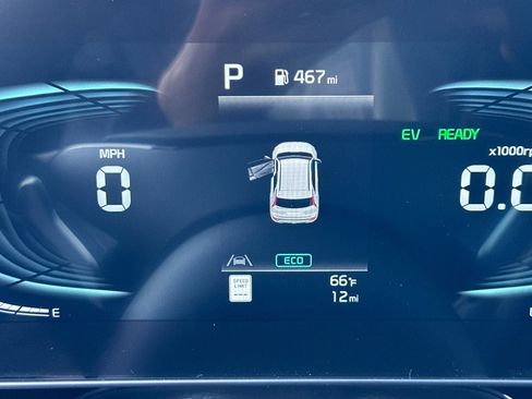 New 2026 Kia Niro SX image 25