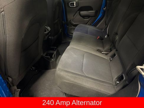 Used 2023 Jeep Gladiator Sport image 29