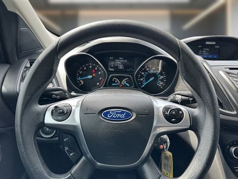 Used 2016 Ford Escape S FWD image 17