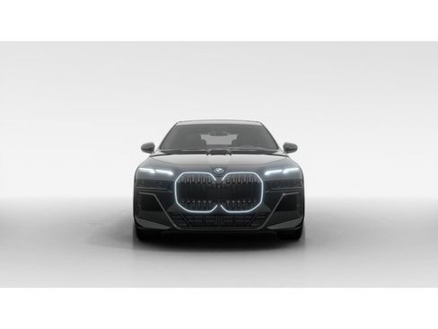 New 2026 BMW i7 eDrive50 w/ M Sport Package image 3