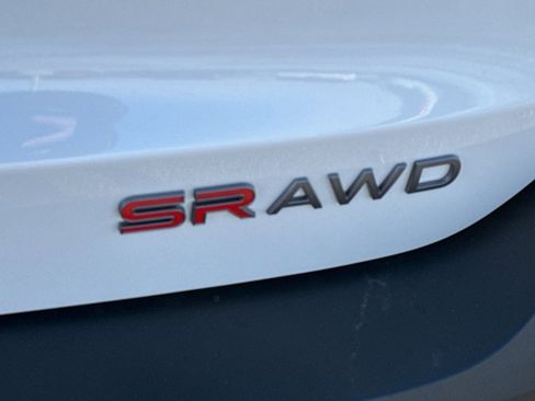 New 2026 Nissan Kicks SR image 8