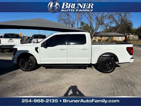 Used 2024 Ford F150 XLT w/ XLT Black Appearance Package image 10