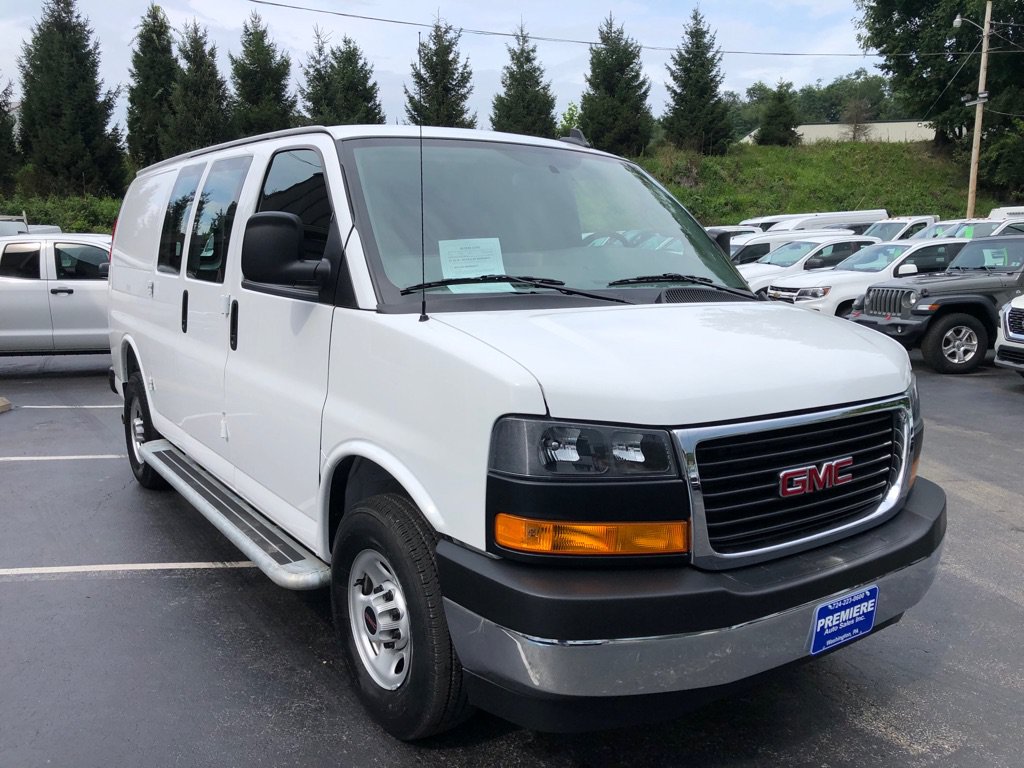 Used 2025 GMC Savana 2500 w/ Driver Convenience Package RWD image 8