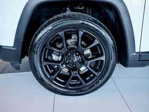 Used 2022 Jeep Compass Latitude w/ Sun and Sound Group image 47