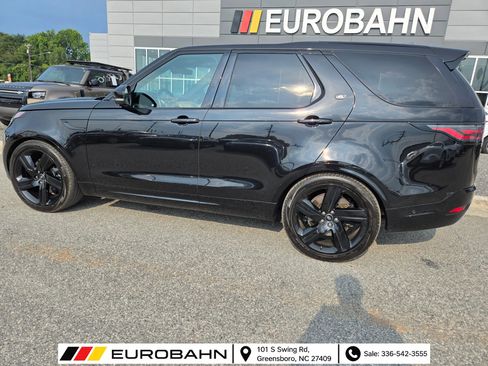Used 2024 Land Rover Discovery Metropolitan Edition AWD/4WD image 28