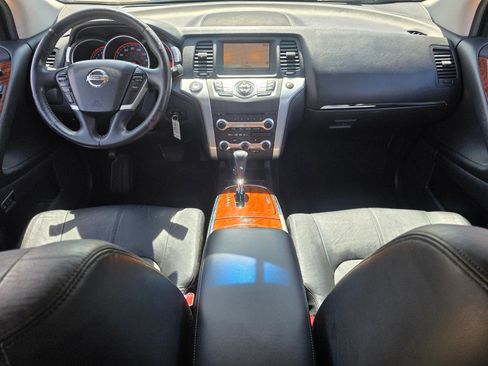 Used 2010 Nissan Murano LE w/ Navigation Pkg image 16