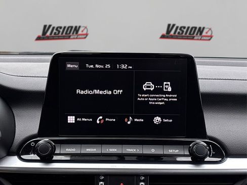 Certified 2024 Kia Forte LXS w/ LXS Technology Package image 18