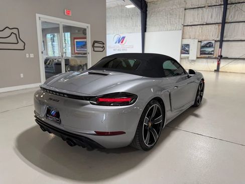 Used 2015 Porsche Boxster S RWD image 18
