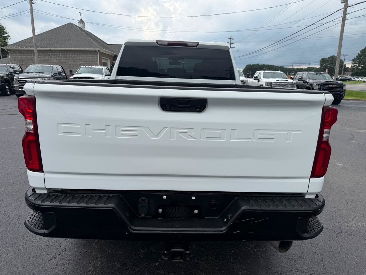 Used 2021 Chevrolet Silverado 2500 Custom w/ Custom Value Package AWD/4WD image 6