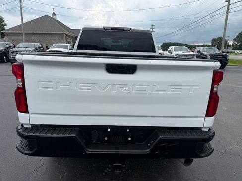 Used 2021 Chevrolet Silverado 2500 Custom w/ Custom Value Package AWD/4WD image 6