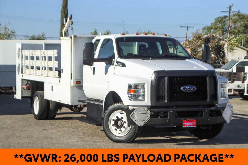 Used 2017 Ford F650 2WD SuperCab Super Duty image 2