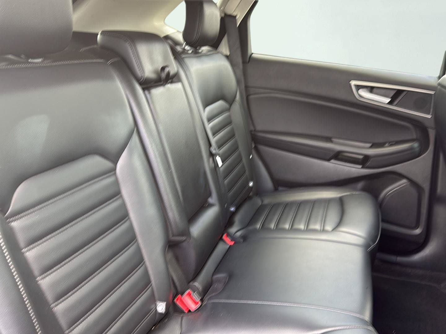 Used 2024 Ford Edge SEL AWD/4WD image 24