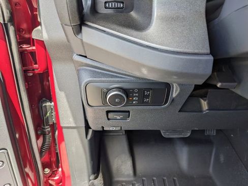 Used 2026 Ford Bronco Badlands AWD/4WD image 29