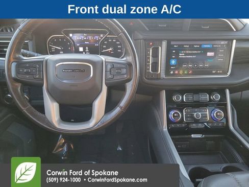 Used 2021 GMC Yukon XL Denali w/ Denali Premium Package AWD/4WD image 3
