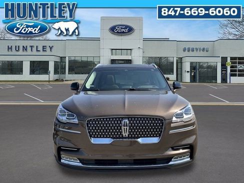 Used 2022 Lincoln Aviator Reserve w/ Equipment Group 201A AWD/4WD image 3