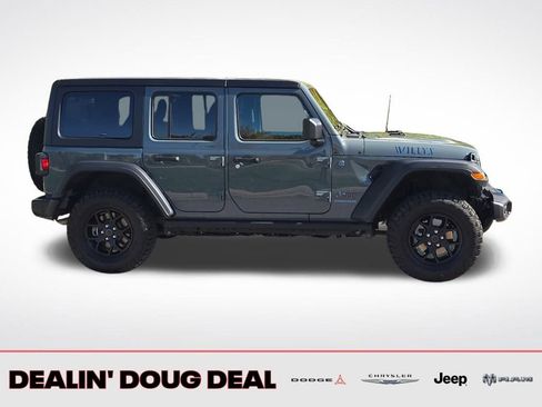Used 2024 Jeep Wrangler Unlimited image 7