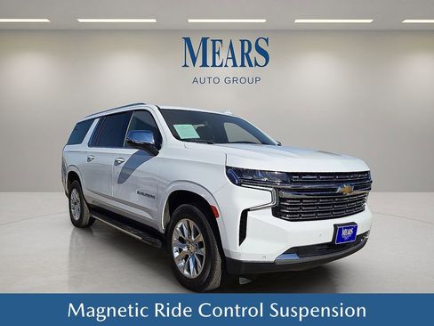 Used 2023 Chevrolet Suburban Premier image 8