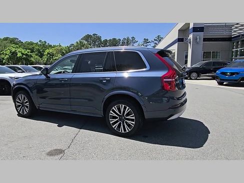 Used 2022 Volvo XC90 T5 Momentum w/ Climate Package FWD image 19