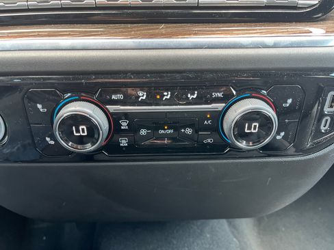 Used 2024 Chevrolet Silverado 1500 LT AWD/4WD image 15
