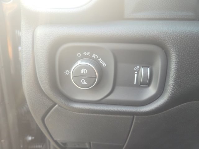 Used 2026 RAM 2500 Big Horn AWD/4WD image 28