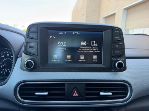 Used 2018 Hyundai Kona SE FWD image 12