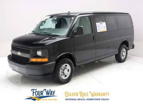 Used 2017 Chevrolet Express 2500 LS RWD image 7