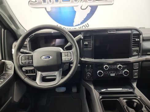 New 2026 Ford F250 Lariat image 17