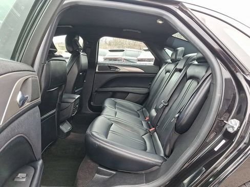 Used 2019 Lincoln MKZ Premiere FWD image 10