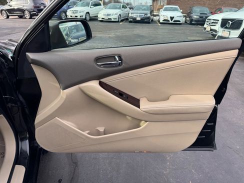 Used 2011 Nissan Altima 2.5 SL w/ 2.5SL Pkg image 28