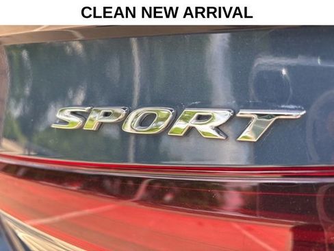 Used 2025 Honda Civic Sport image 10